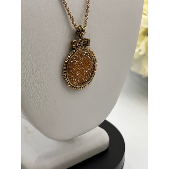 My Saint My Hero Virgin Mary Reversible Gold Tone Necklace - Picture 5 of 8